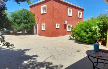 MBODIENE : Magnifique hôtel/restaurant au bord de la lagune à vendre