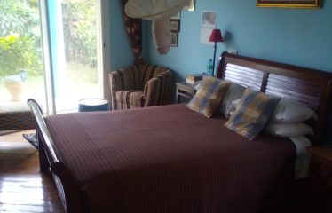 NGAPAROU : Villa traditionnelle atypique 4 chambres avec vue sur mer à vendre