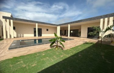 SOMONE : Très jolie villa à vendre