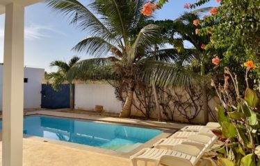 SOMONE : Belle villa contemporaine à vendre avec piscine