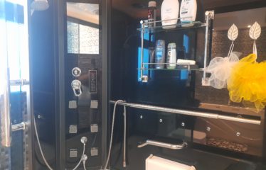 NGUERIGNE : Villa contemporaine plain pied avec piscine à vendre