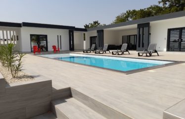 NGUERIGNE : Villa contemporaine neuve 4 chambres avec piscine à louer