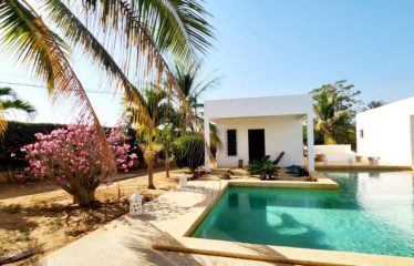 NGUERIGNE : Villa contemporaine à vendre 500 m²