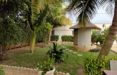 NGAPAROU : Villa 4 chambres avec piscine à louer location longue durée