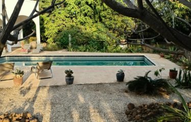 NGUEKHOKH : Villa 4 chambres avec piscine sur terrain de 3 100 m2 à vendre