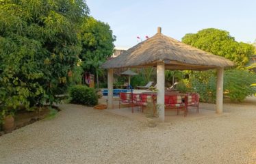 NGAPAROU : Villa-maison d’hôtes avec piscine à vendre