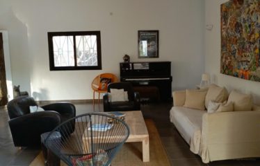 NGUEKHOKH : Villa 4 chambres avec piscine sur terrain de 3 100 m2 à vendre