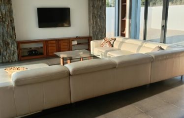 SOMONE : Villa standing au concept innovant avec piscine à vendre