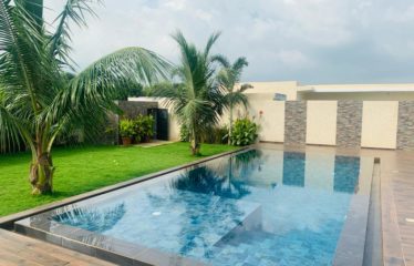 NGUERIGNE : Magnifique villa 3 chambres belle piscine à vendre