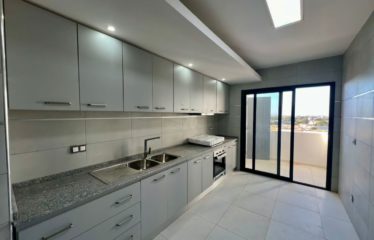 DAKAR MERMOZ : Appartement F4 à louer derrière Université du Sahel