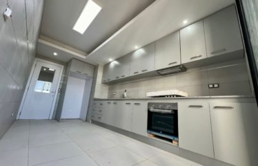 DAKAR MERMOZ : Appartement F4 à louer derrière Université du Sahel