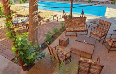 WARANG : Hôtel à vendre sur un terrain de 600 m²