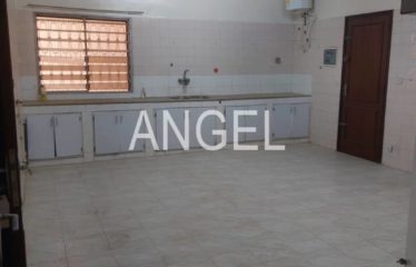 DAKAR ALMADIES : Belle villa à louer de 5 chambres