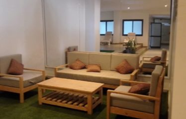 DAKAR ALMADIES : Duplex F6 à louer