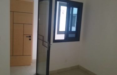 DAKAR ALMADIES : Duplex F6 à louer