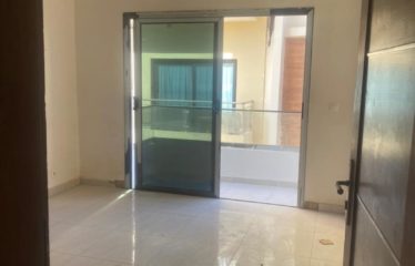DAKAR POINT-E : Appartement 3 chambres à louer