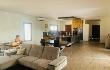 NGUERIGNE : Magnifique villa 3 chambres belle piscine à vendre