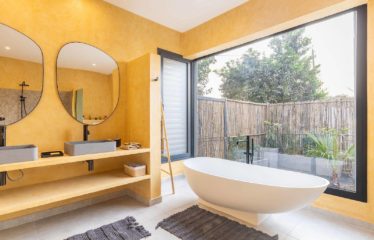 NGUERIGNE : Villa neuve avec piscine à vendre