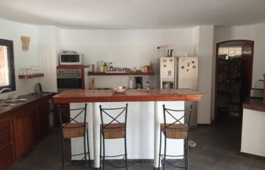 NGUERIGNE : Jolie villa avec piscine à vendre