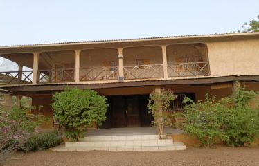 SOMONE : Propriété atypique avec sa villa louisiane sur un terrain de 3 940 m2 à vendre