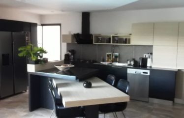 NGUERIGNE – « Promotion » – Villa haut standing 4 chambres avec piscine à vendre