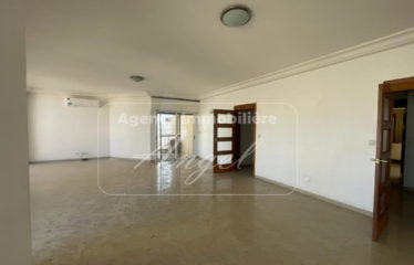GRAND DAKAR : Appartement à louer 3 chambres