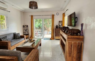 NGAPAROU : Villa en R+1 à louer