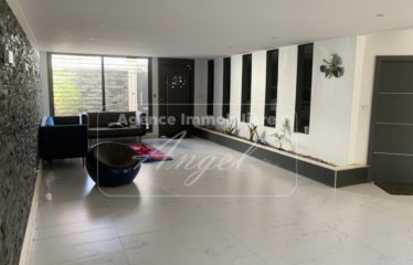 DAKAR ALMADIES : Villa à vendre à la zone de recasement 1 Almadies