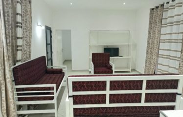 NGAPAROU : Villa 3 chambres et un studio avec piscine à louer (longue durée)