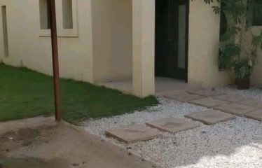 DAKAR FANN RESIDENCE : Villa Luxueuse à vendre