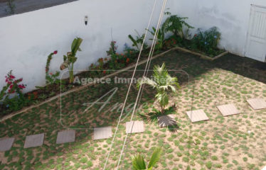 DAKAR NGOR : Grande villa avec Piscine à louer