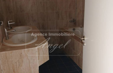 DAKAR NGOR : Grande villa avec Piscine à louer