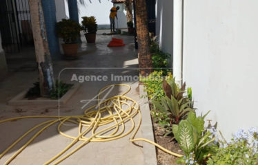 DAKAR NGOR : Grande villa avec Piscine à louer