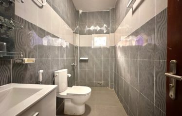 SOMONE : Villa à vendre 600M² Piscine 2 séjours/salle à manger 6 chambres