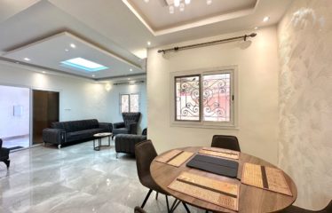 SOMONE : Villa à vendre 600M² Piscine 2 séjours/salle à manger 6 chambres