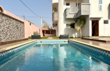SOMONE : Villa à vendre 600M² Piscine 2 séjours/salle à manger 6 chambres