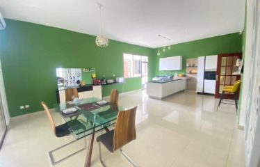 DAKAR MERMOZ : Villa 11 pièces 544 m²