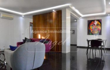 DAKAR POINT-E : Appartement 2 chambres salon meublé à louer