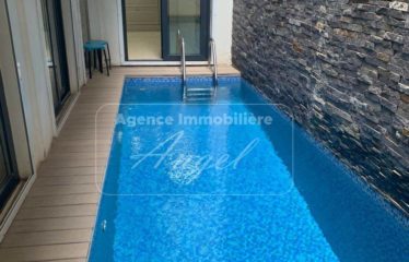 DAKAR OUAKAM : Villa à vendre R+3