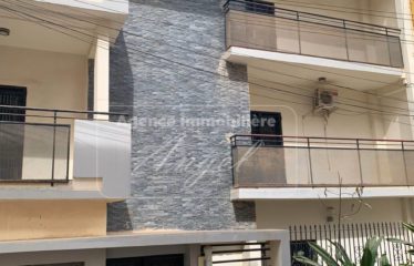 DAKAR OUAKAM : Villa à vendre R+3