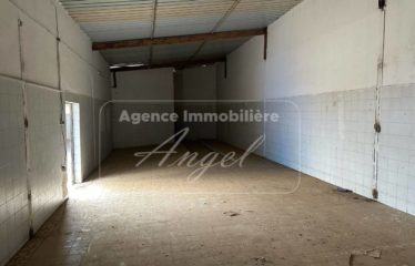 DAKAR HANN : Entreprôts à louer 200 m²