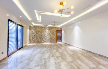 DAKAR ALMADIES : Villa 5 chambres à louer