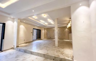 DAKAR ALMADIES : Villa 5 chambres à louer