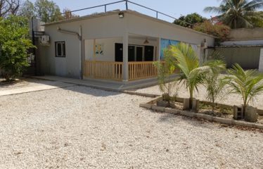 WARANG : Villa 2 chambres à 300m de la mer à vendre