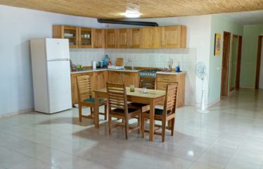 WARANG : Villa 2 chambres à 300m de la mer à vendre