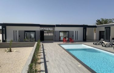 NGUERIGNE : Belle villa de 4 chambres en résidence à louer