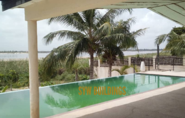 LAC ROSE : Villa 3 Chambres à vendre