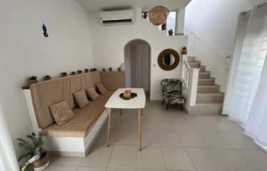 NGAPAROU : Villa 3 chambres avec piscine deuxième ligne à vendre