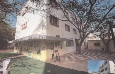 DAKAR POINT-E : Terrain à vendre en titre foncier