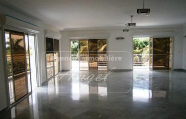 DAKAR ALMADIES : Appartement à louer au 2ème étage